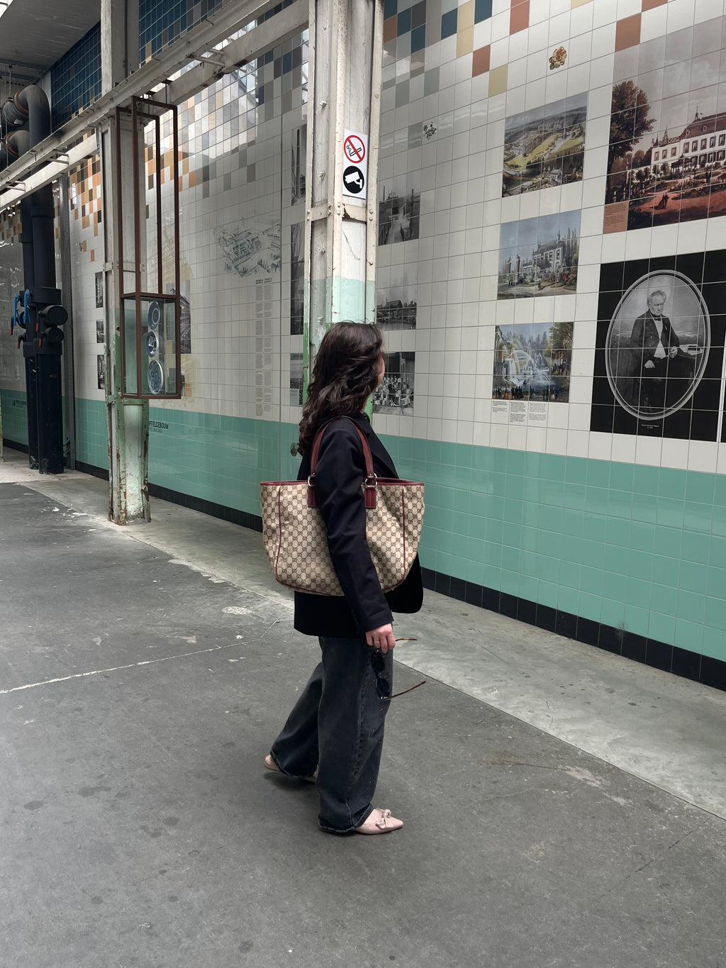 GUCCI TOTE BAG