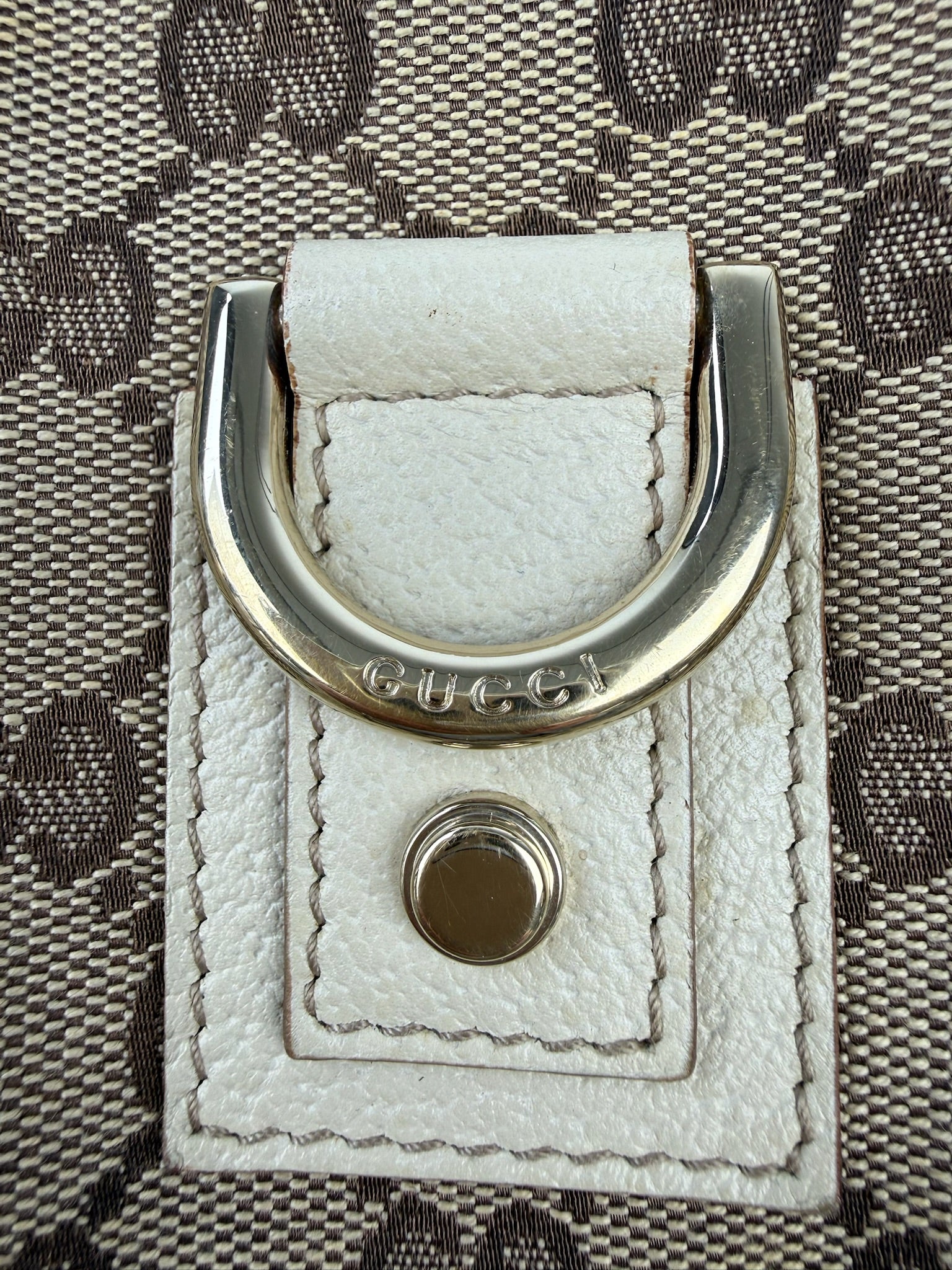 GUCCI GG MONOGRAM ABBEY SMALL SHOULDER BAG