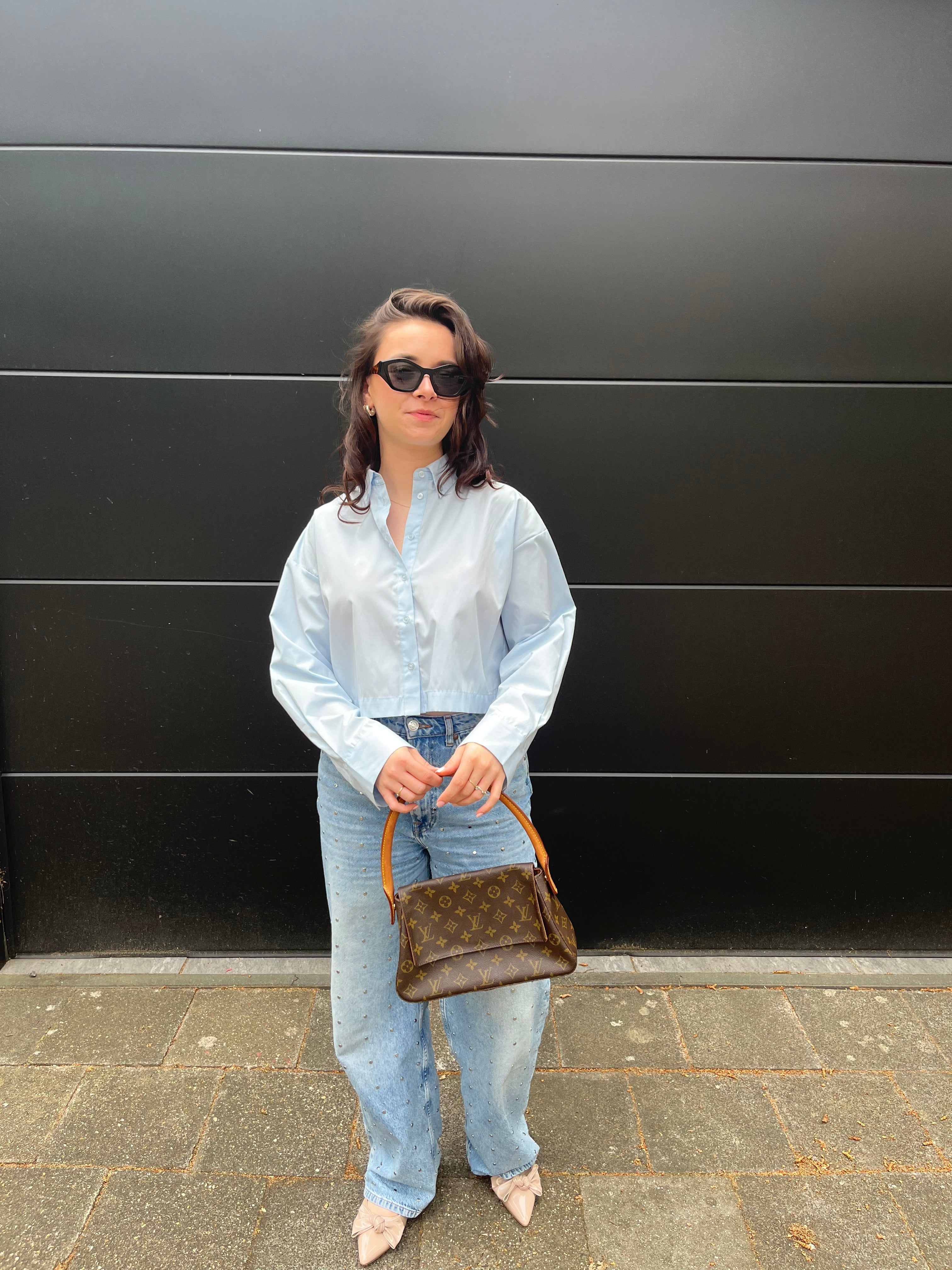 LOUIS VUITTON LOOPING MINI