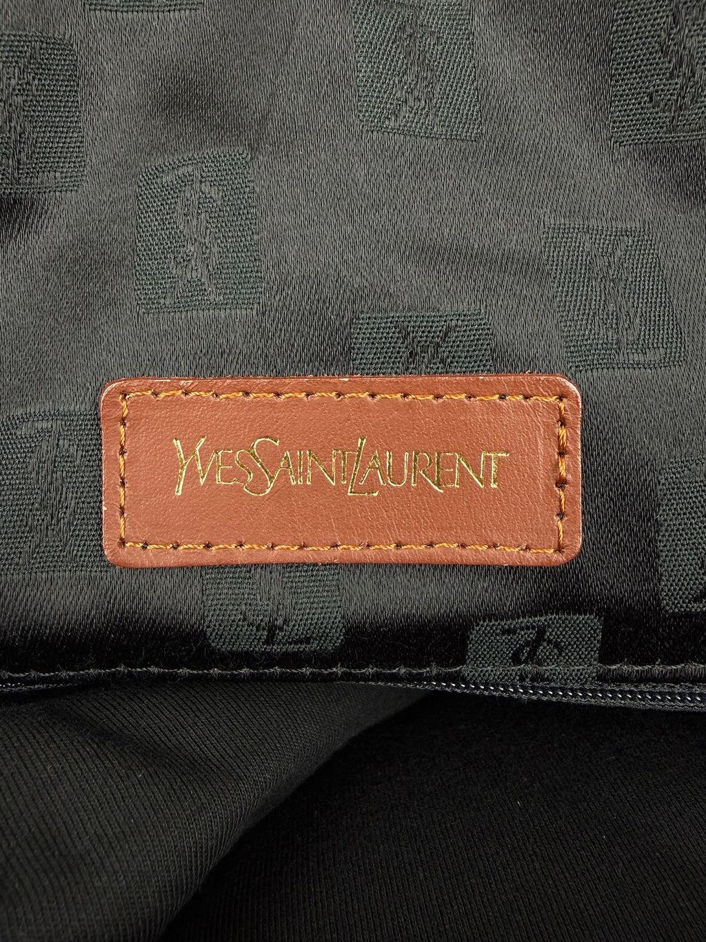 YVES SAINT LAURENT TRAVELBAG
