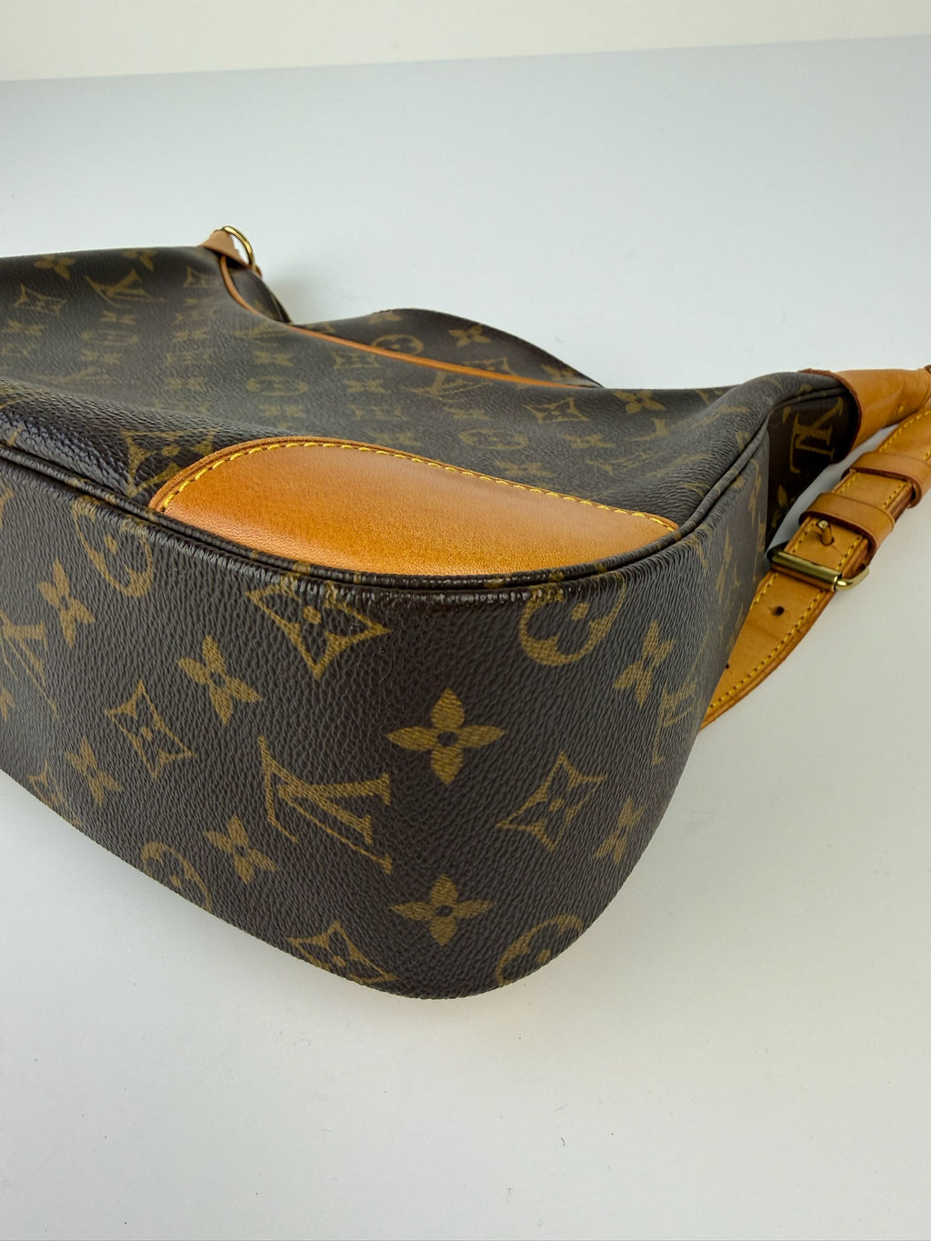 LOUIS VUITTON BOULOGNE PM MONOGRAM CANVAS