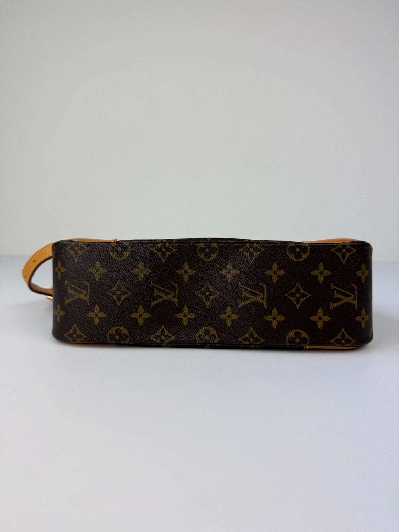 LOUIS VUITTON BOULOGNE PM MONOGRAM CANVAS