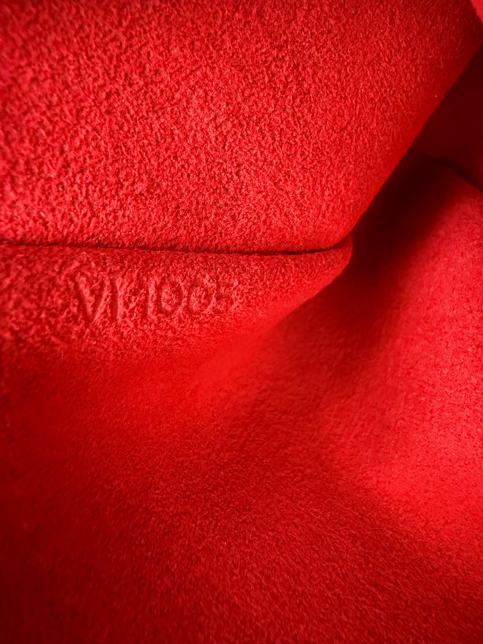 LOUIS VUITTON RAVELLO GM