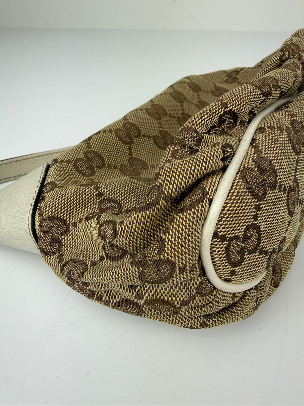GUCCI PRINCY HOBO BAG