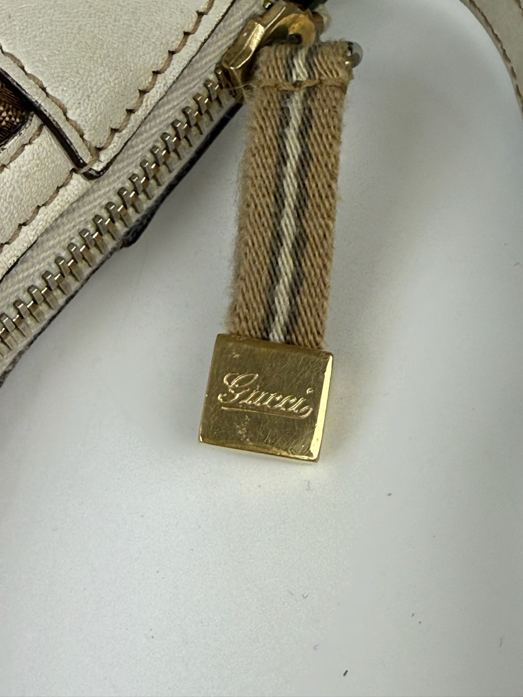 GUCCI PRINCY HOBO BAG