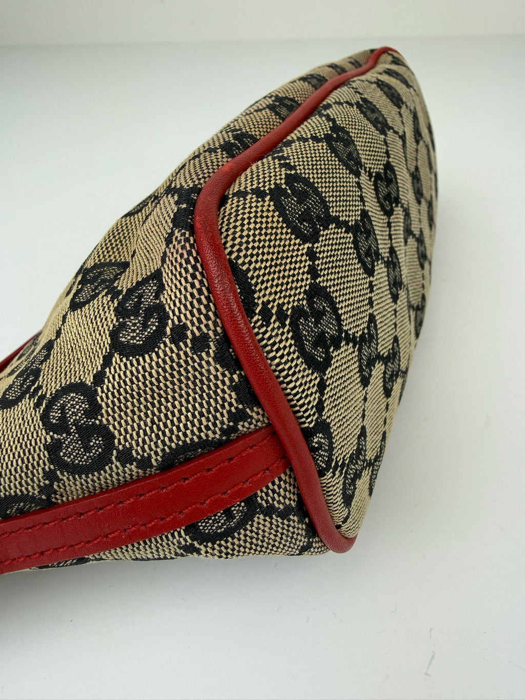 GUCCI BOAT POCHETTE