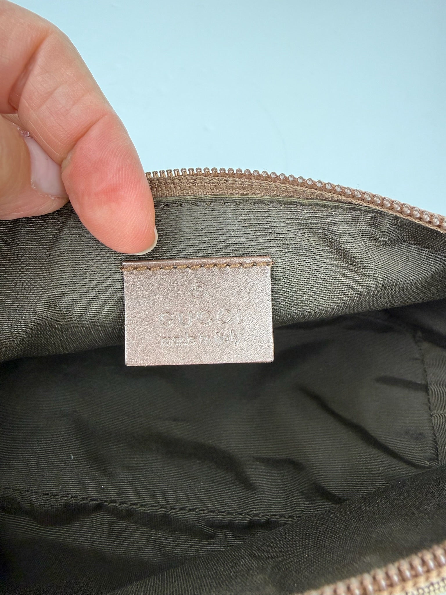GUCCI BOAT POCHETTE