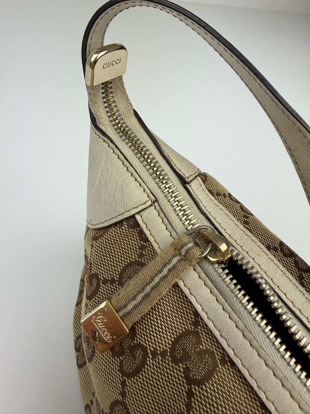 GUCCI PRINCY HOBO BAG