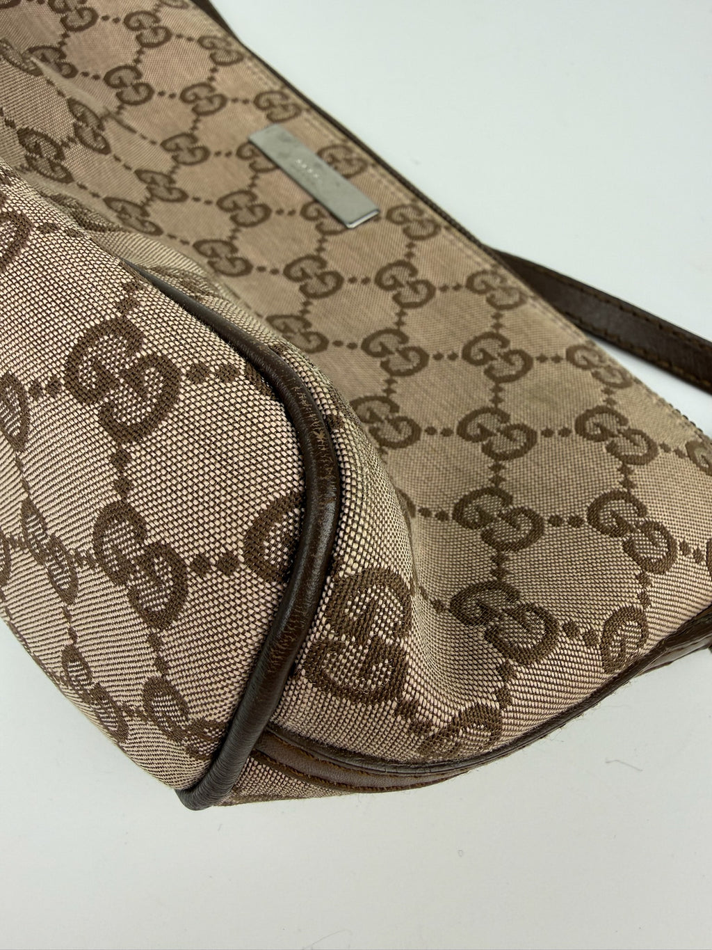 GUCCI BOAT POCHETTE