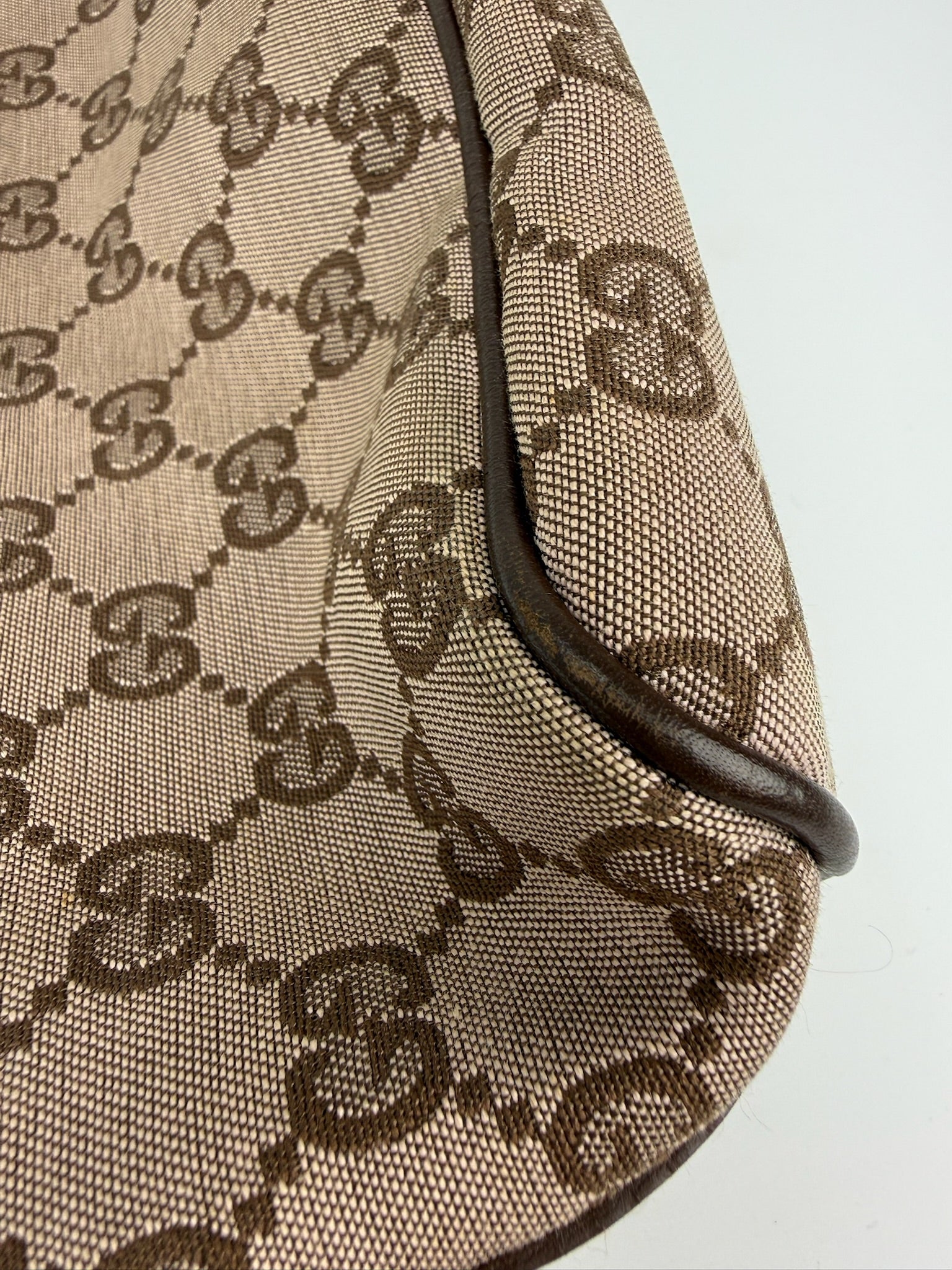 GUCCI BOAT POCHETTE