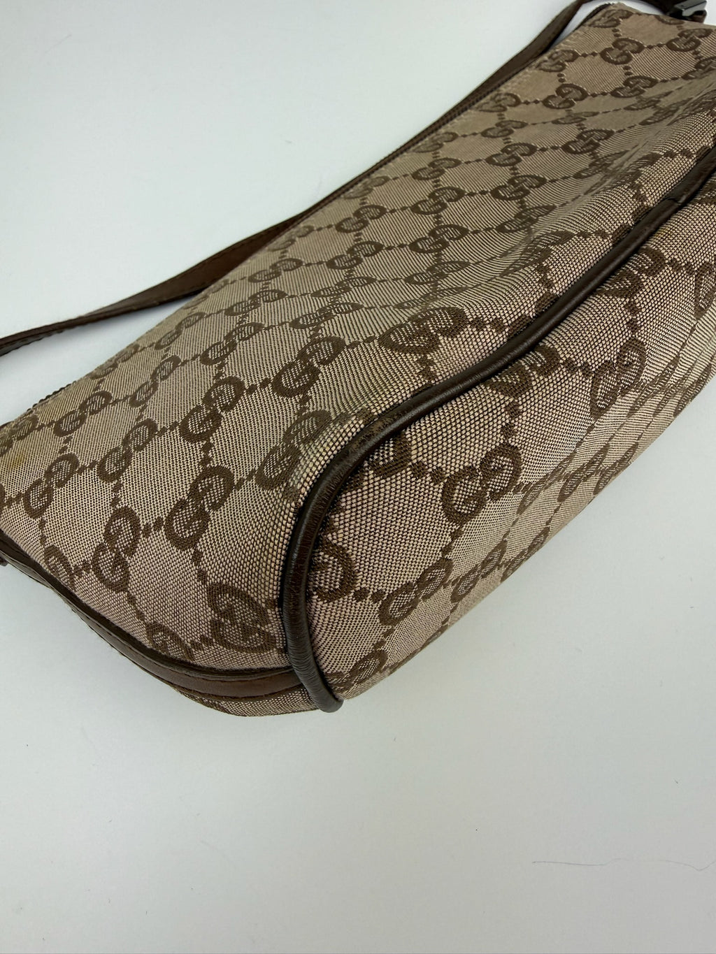 GUCCI BOAT POCHETTE