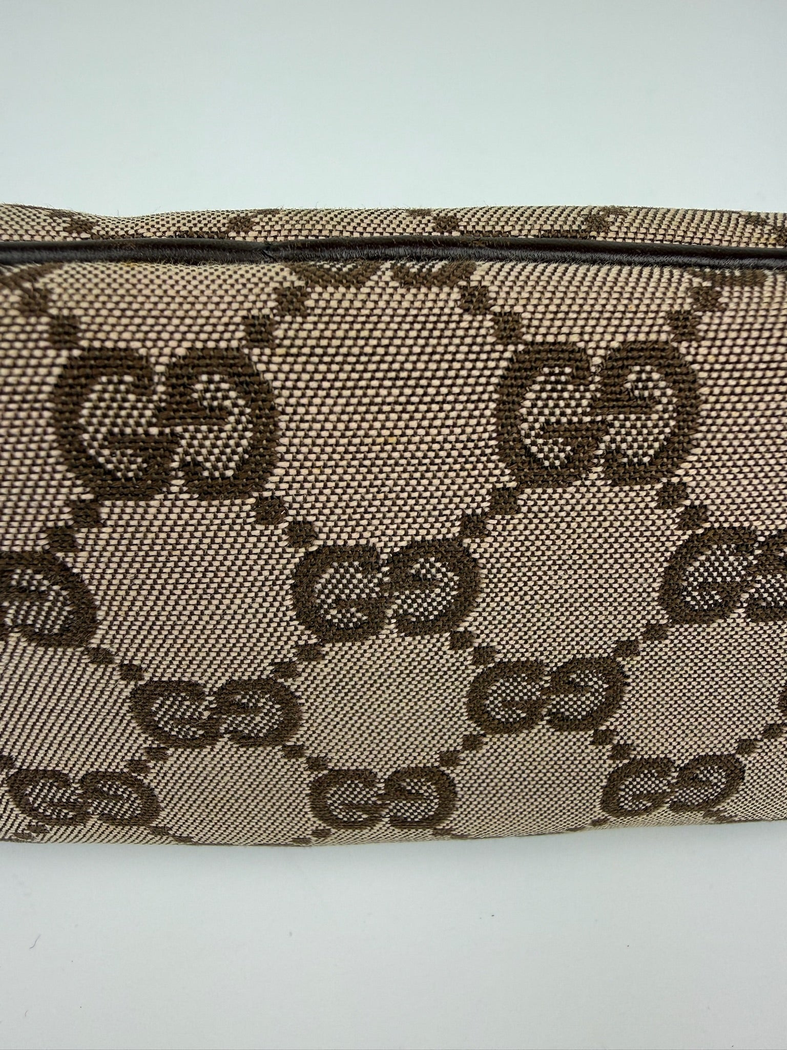 GUCCI BOAT POCHETTE