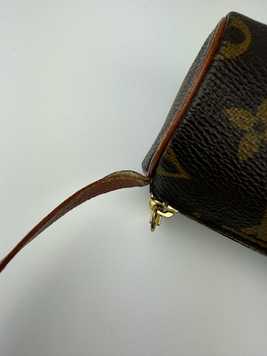 LOUIS VUITTON PAPILLON 30