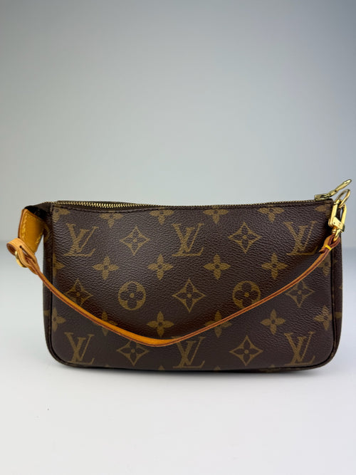 LOUIS VUITTON POCHETTE ACCESSOIRES
