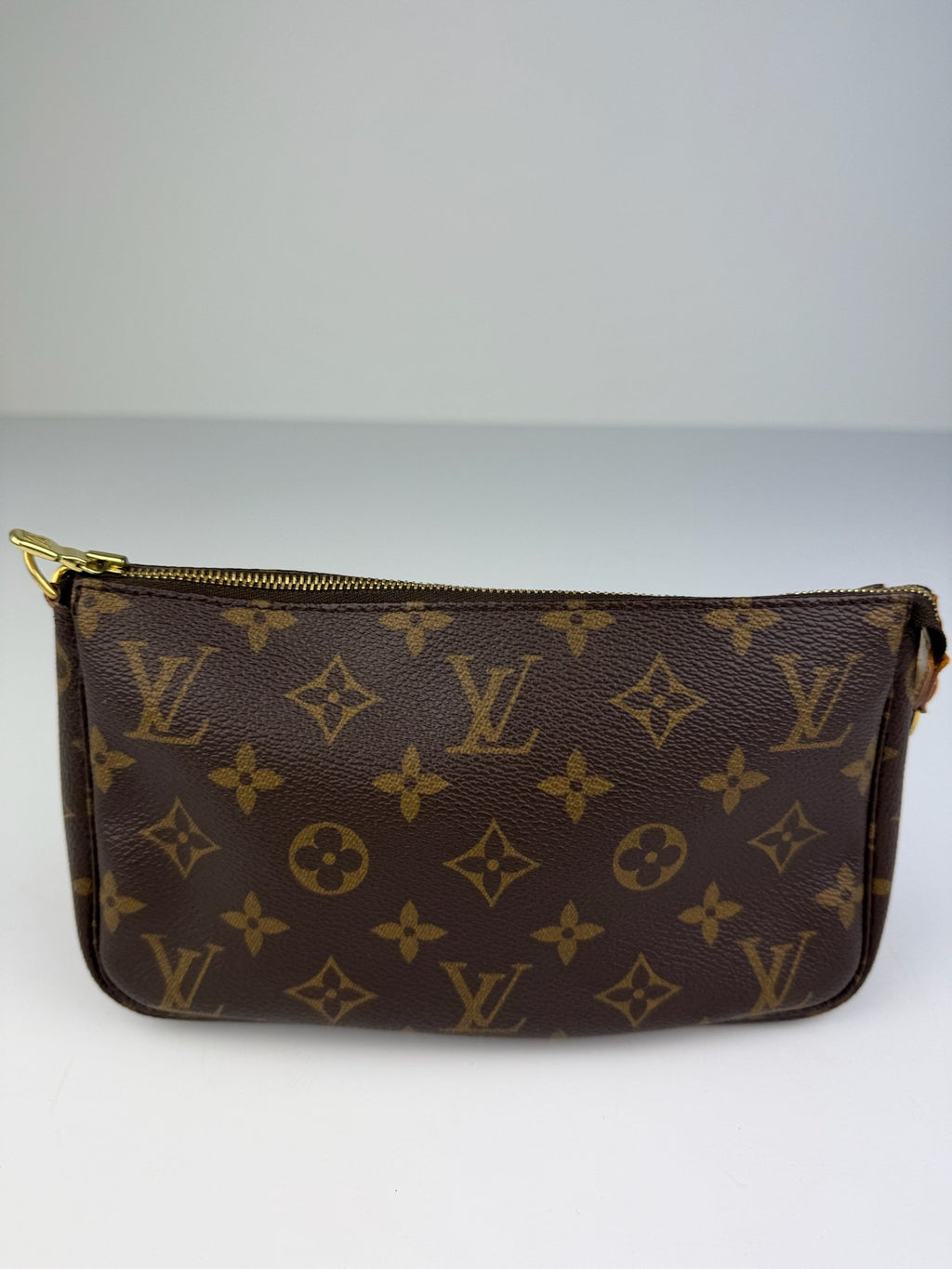LOUIS VUITTON POCHETTE ACCESSOIRES