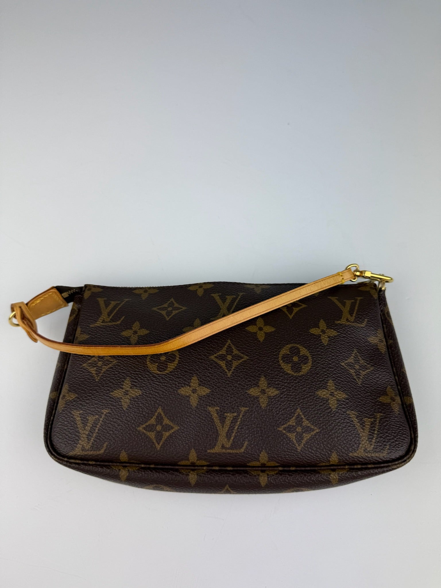 LOUIS VUITTON POCHETTE ACCESSOIRES