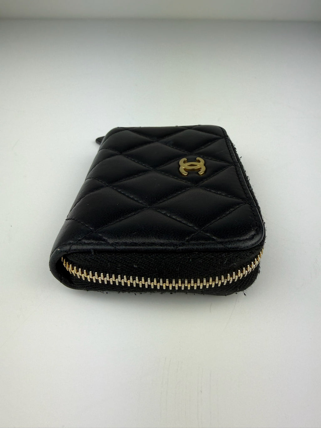 CHANEL ZIPPED COIN CARD HOLDER WALLET