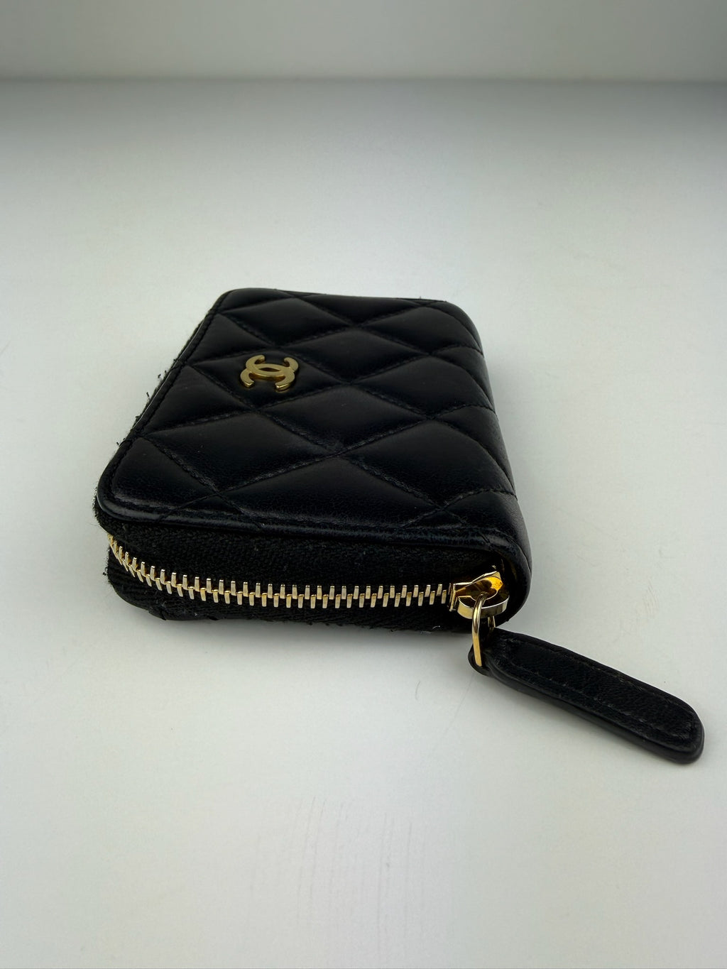 CHANEL ZIPPED COIN CARD HOLDER WALLET