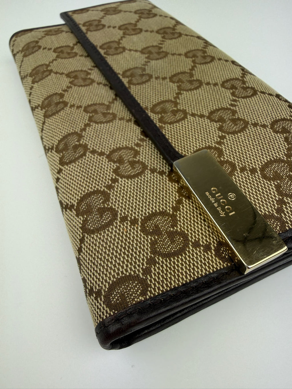 GUCCI BI-FOLD PORTEMONNEE
