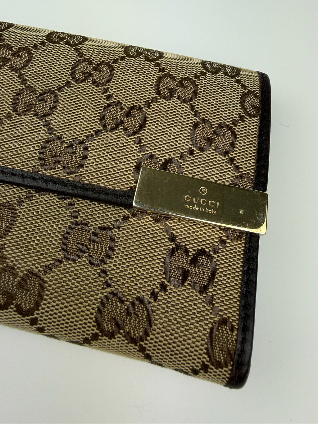 GUCCI BI-FOLD PORTEMONNEE