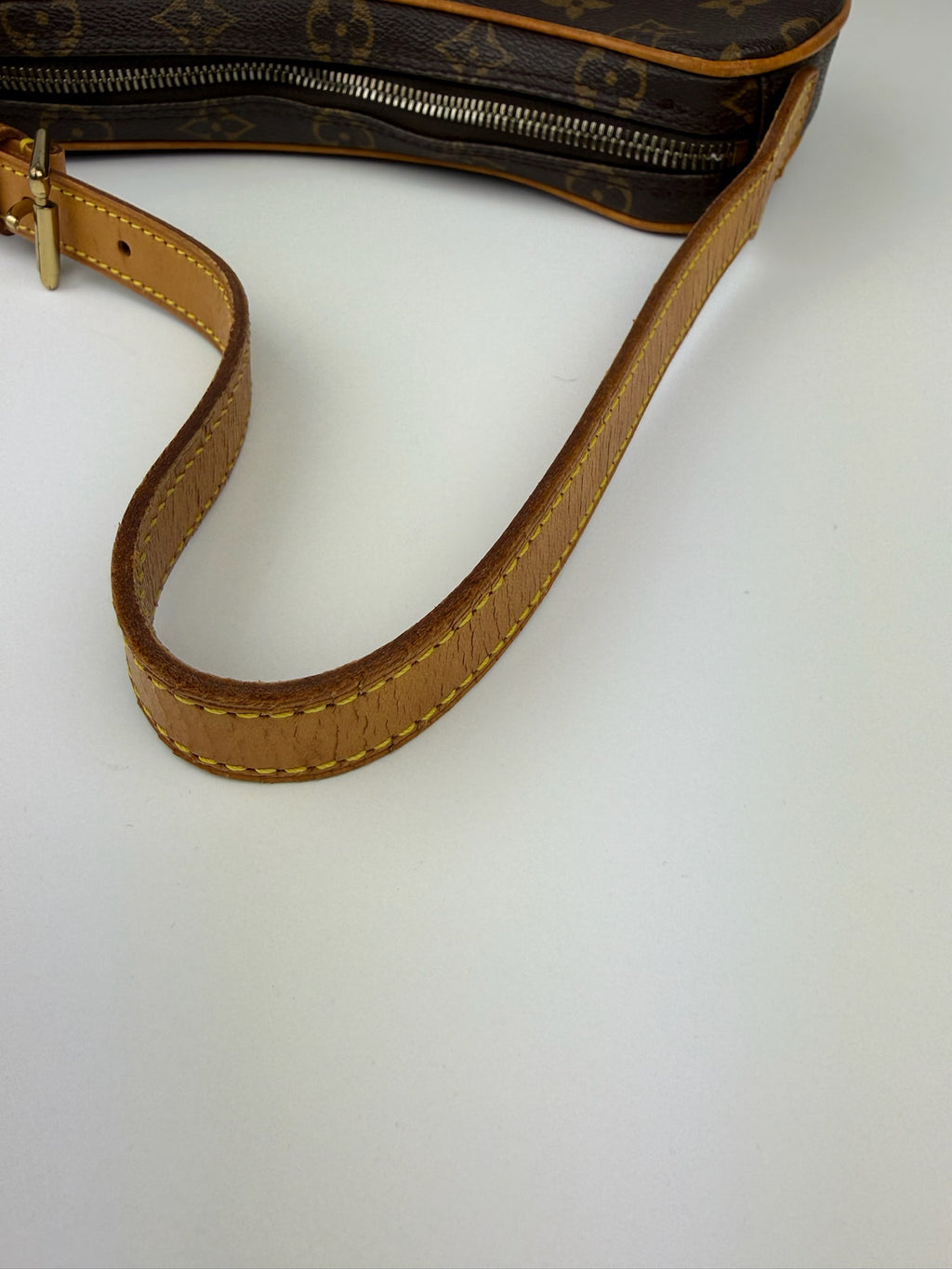 LOUIS VUITTON CROISSANT PM