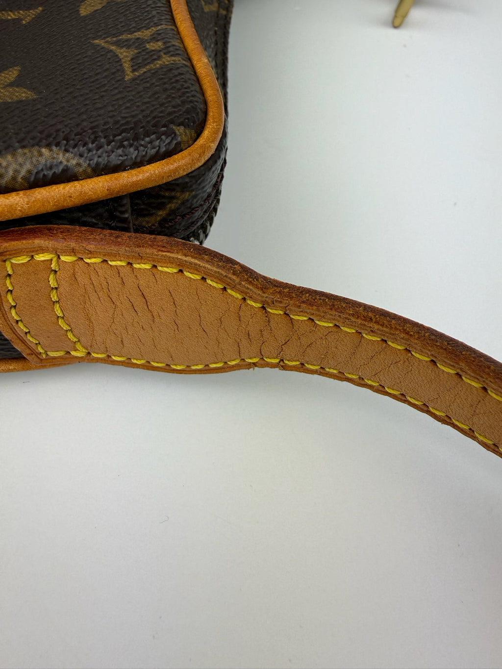 LOUIS VUITTON CROISSANT PM