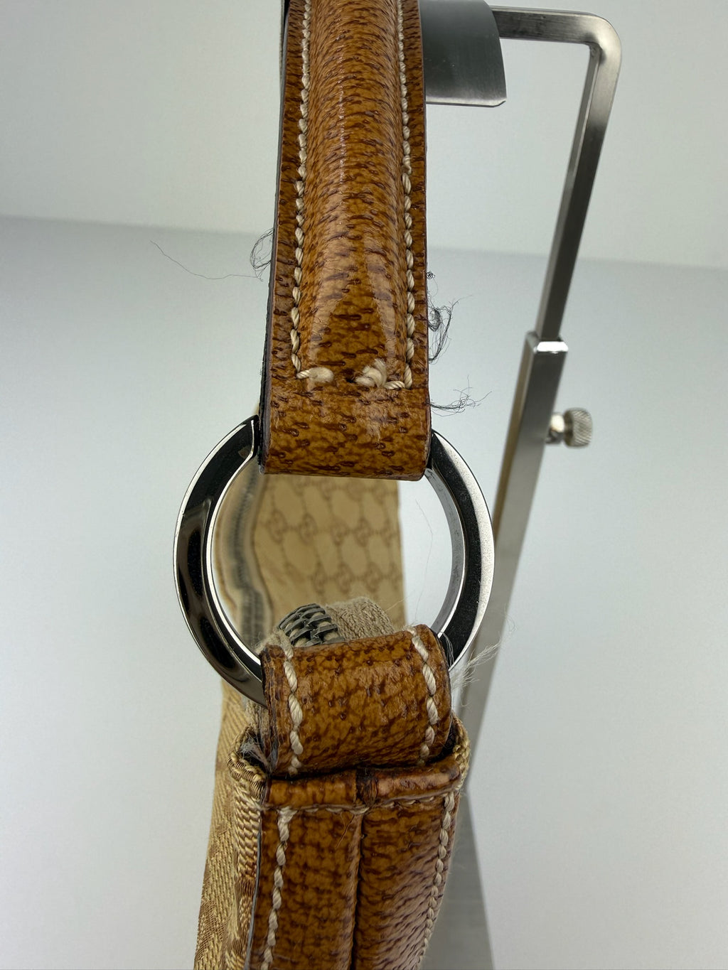 GUCCI GG CANVAS HOBO