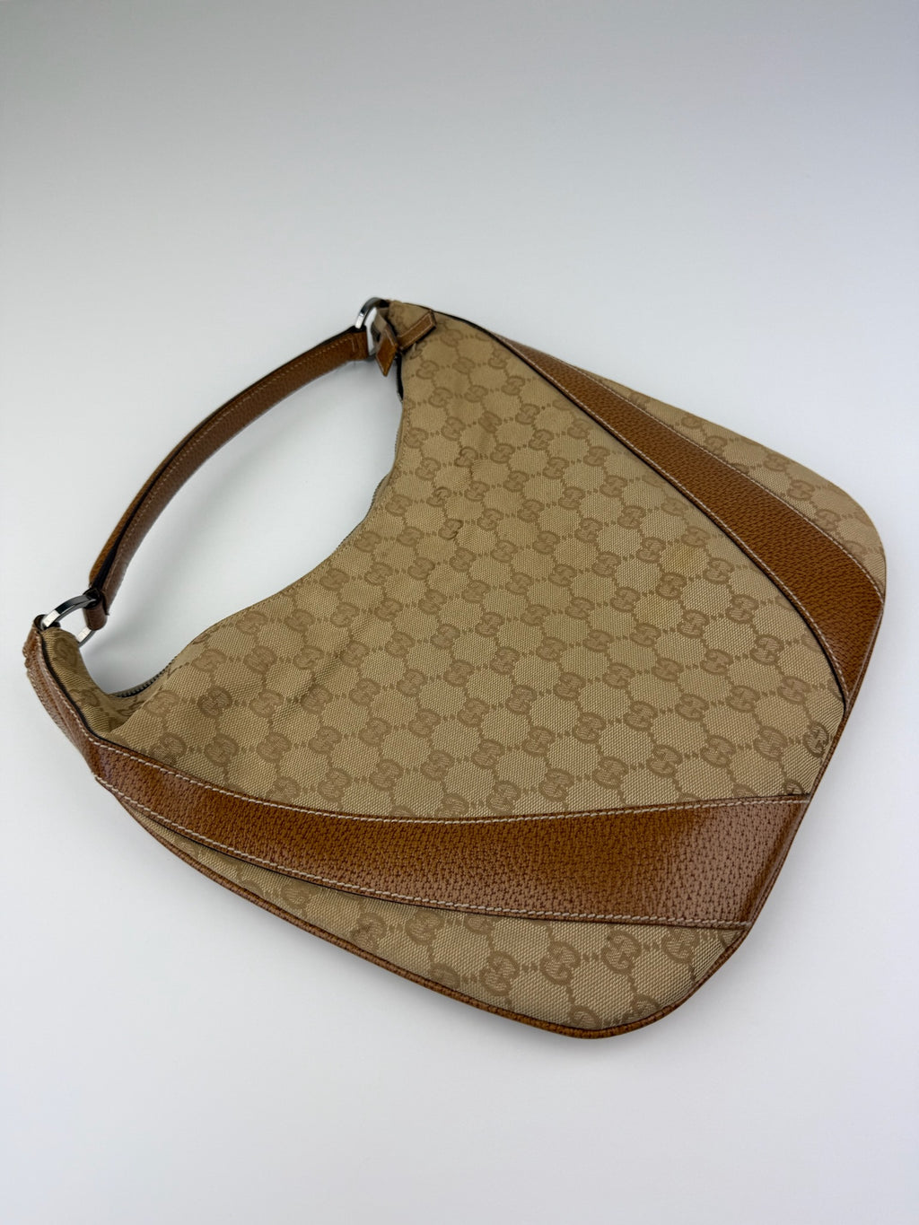 GUCCI GG CANVAS HOBO