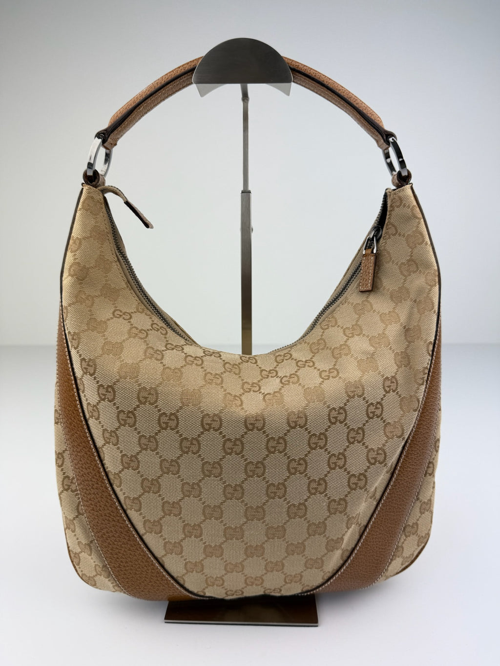 GUCCI GG CANVAS HOBO