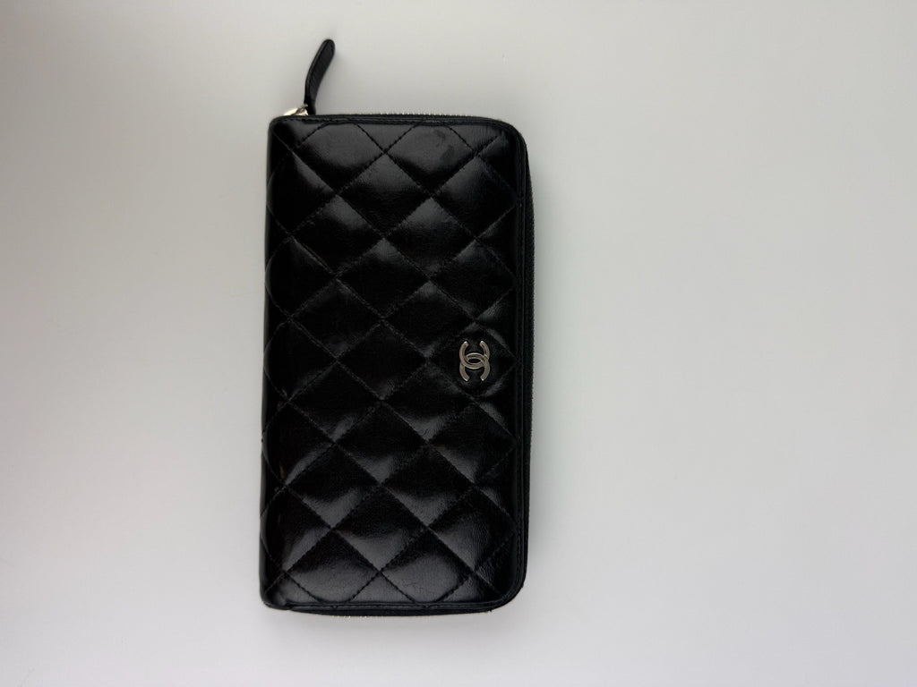 CHANEL ZIP AROUND LONG WALLET