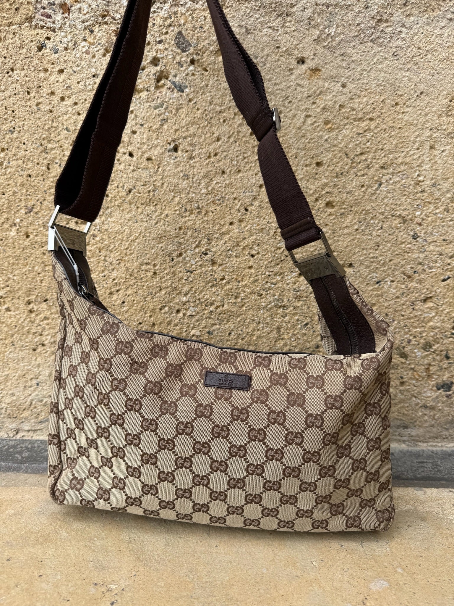 GUCCI GG CROSSBODY/HOBO