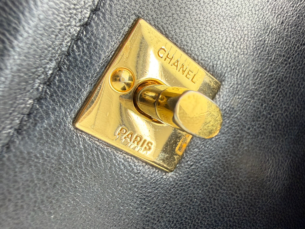 CHANEL MATELASSE DOUBLEFLAP CHAIN SHOULDER BAG 23
