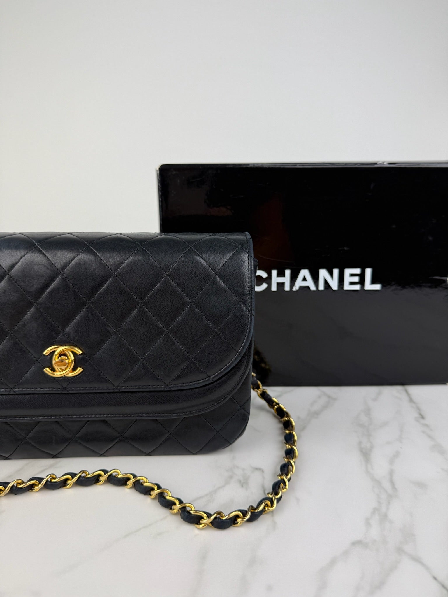 CHANEL MATELASSE DOUBLEFLAP CHAIN SHOULDER BAG 23