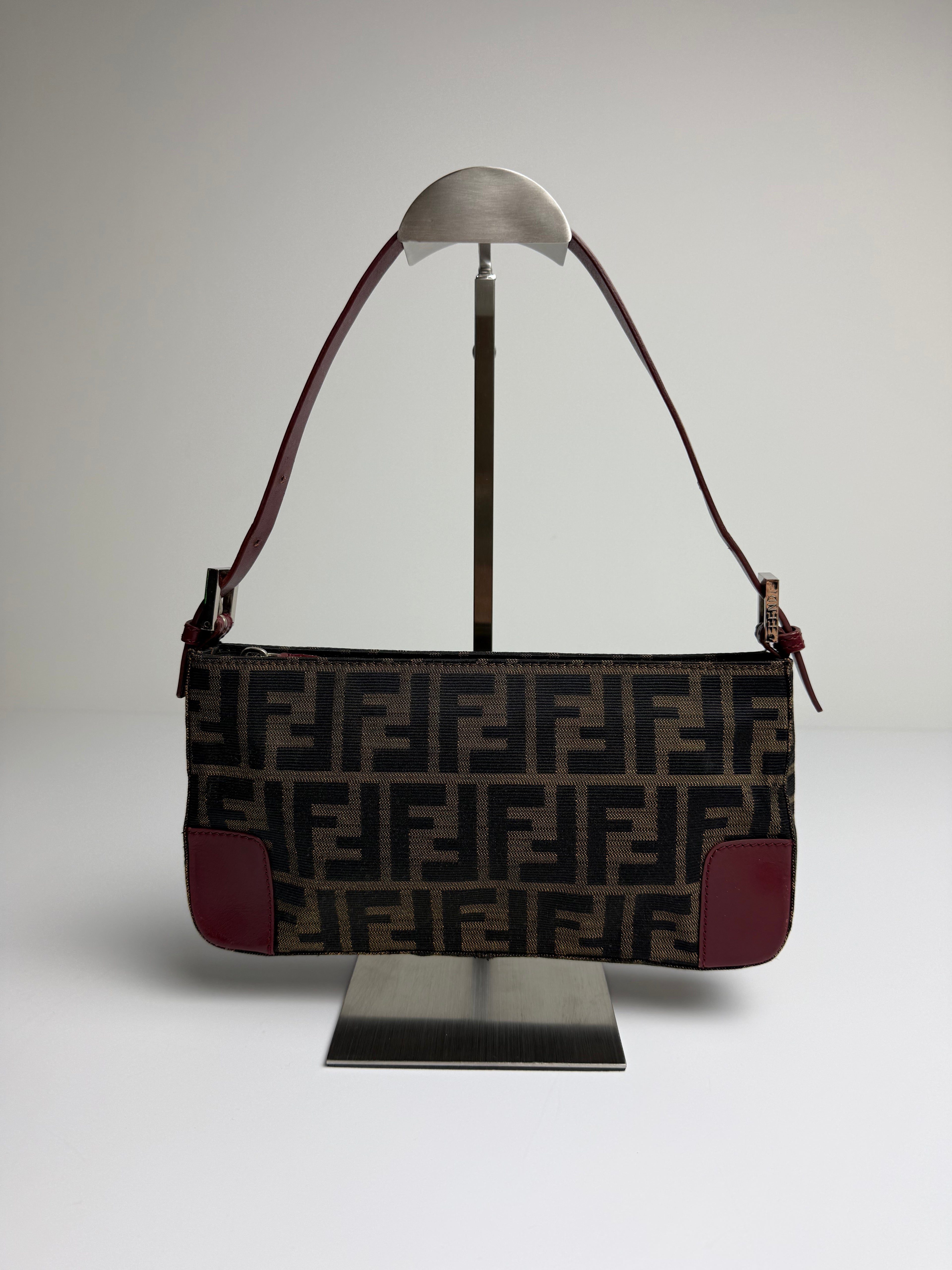 FENDI SHOULDERBAG