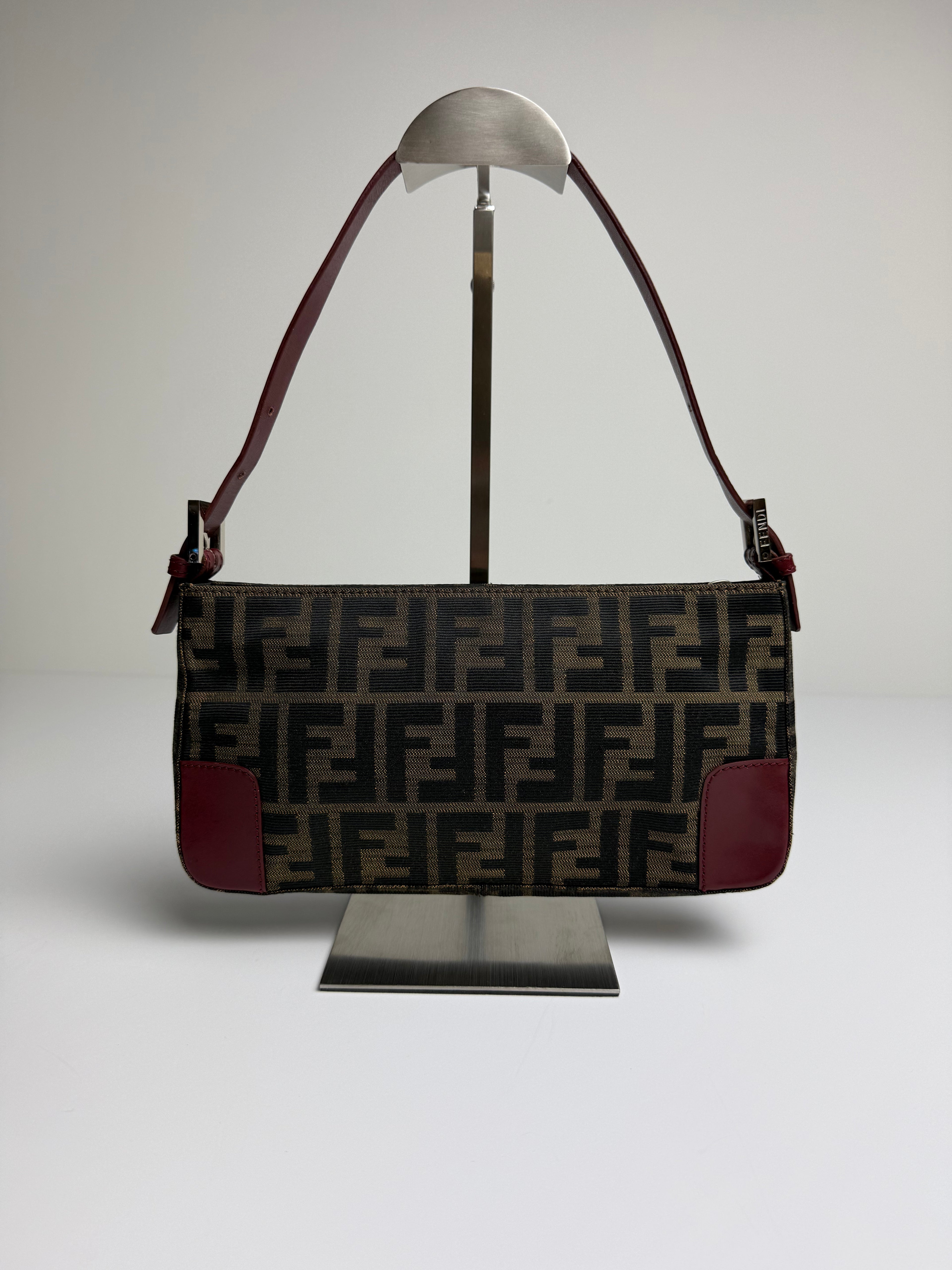 FENDI SHOULDERBAG