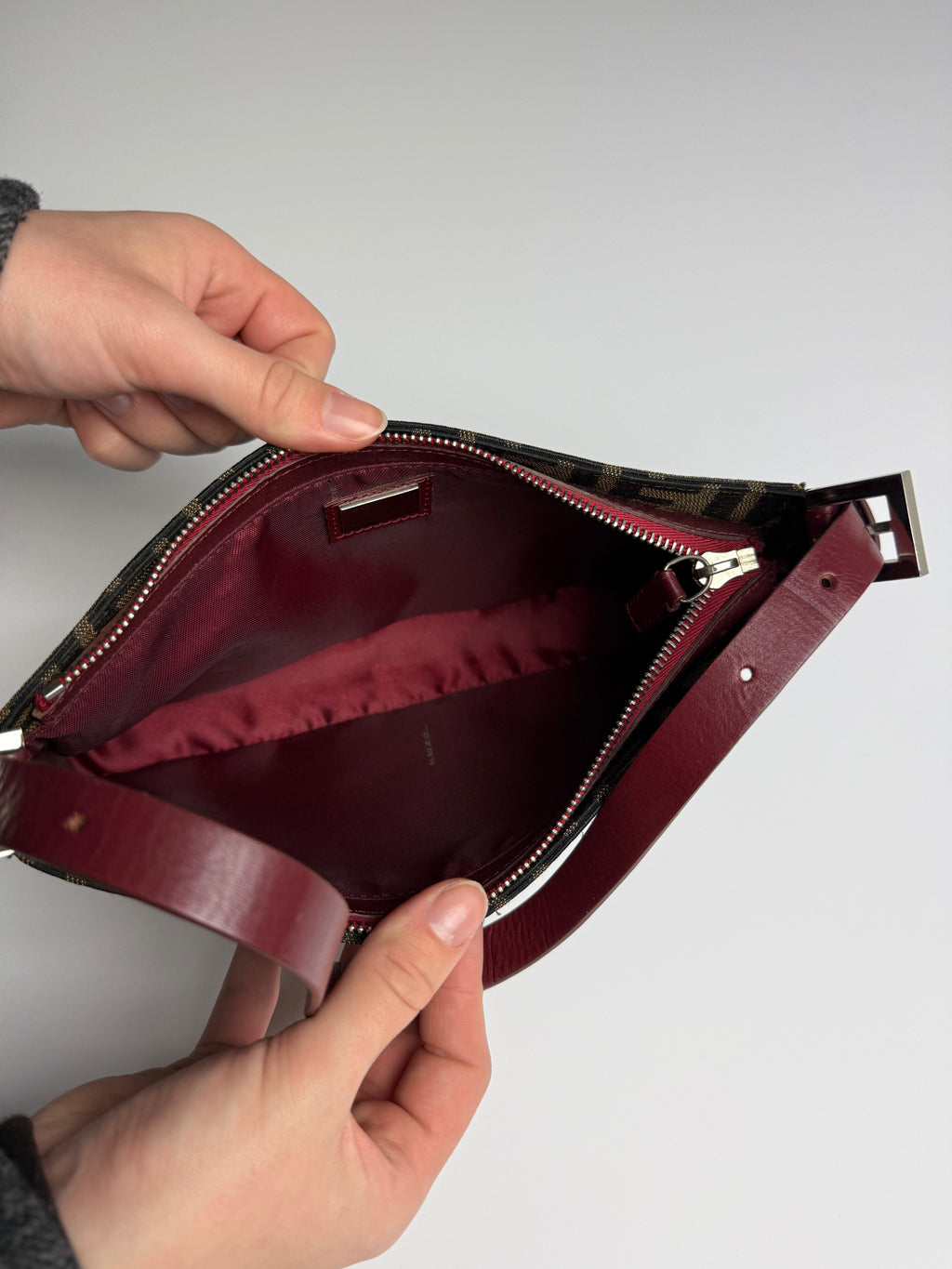 FENDI SHOULDERBAG