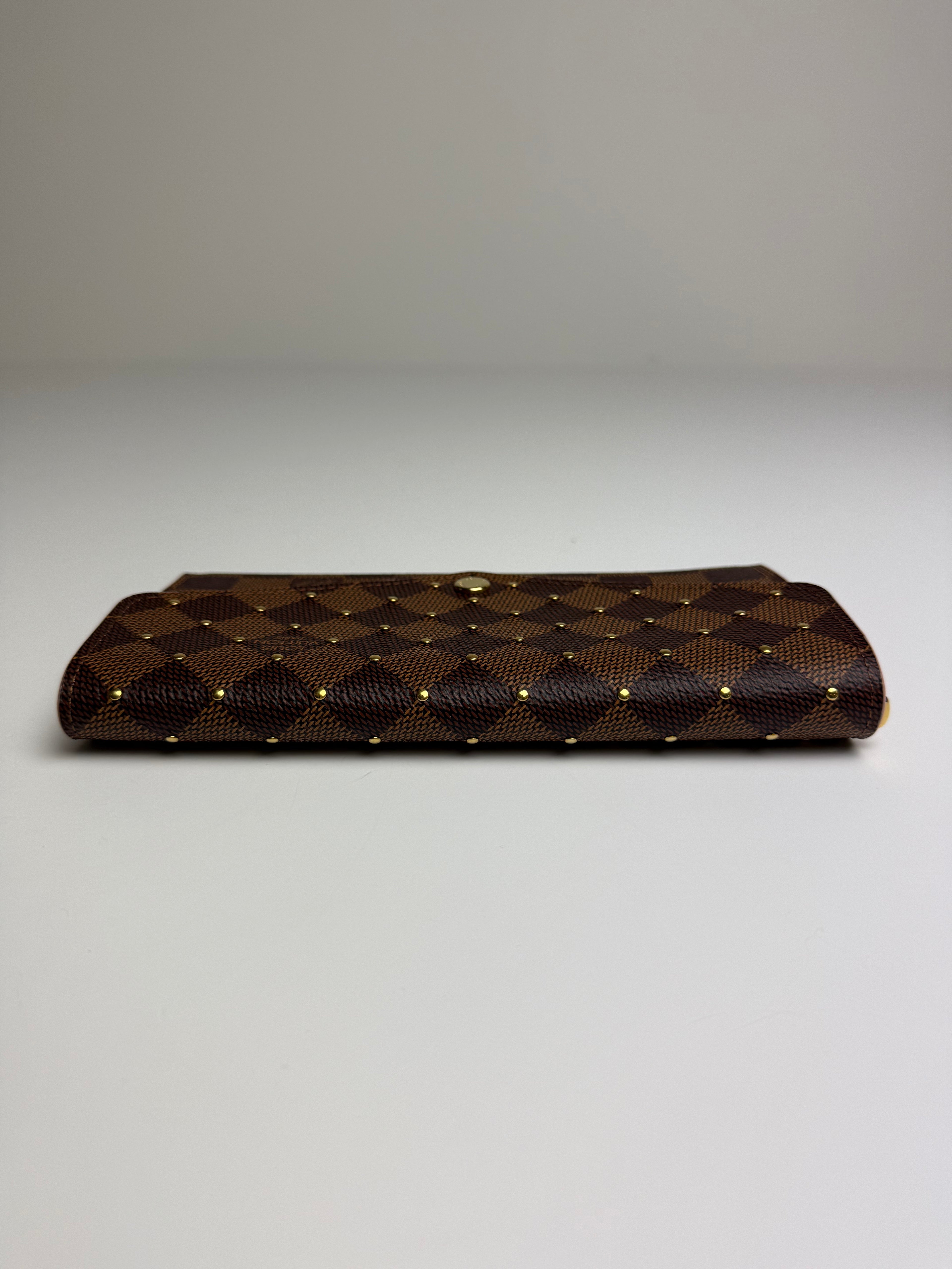 LOUIS VUITTON SARA WALLET DAMIER EBENE STUDS