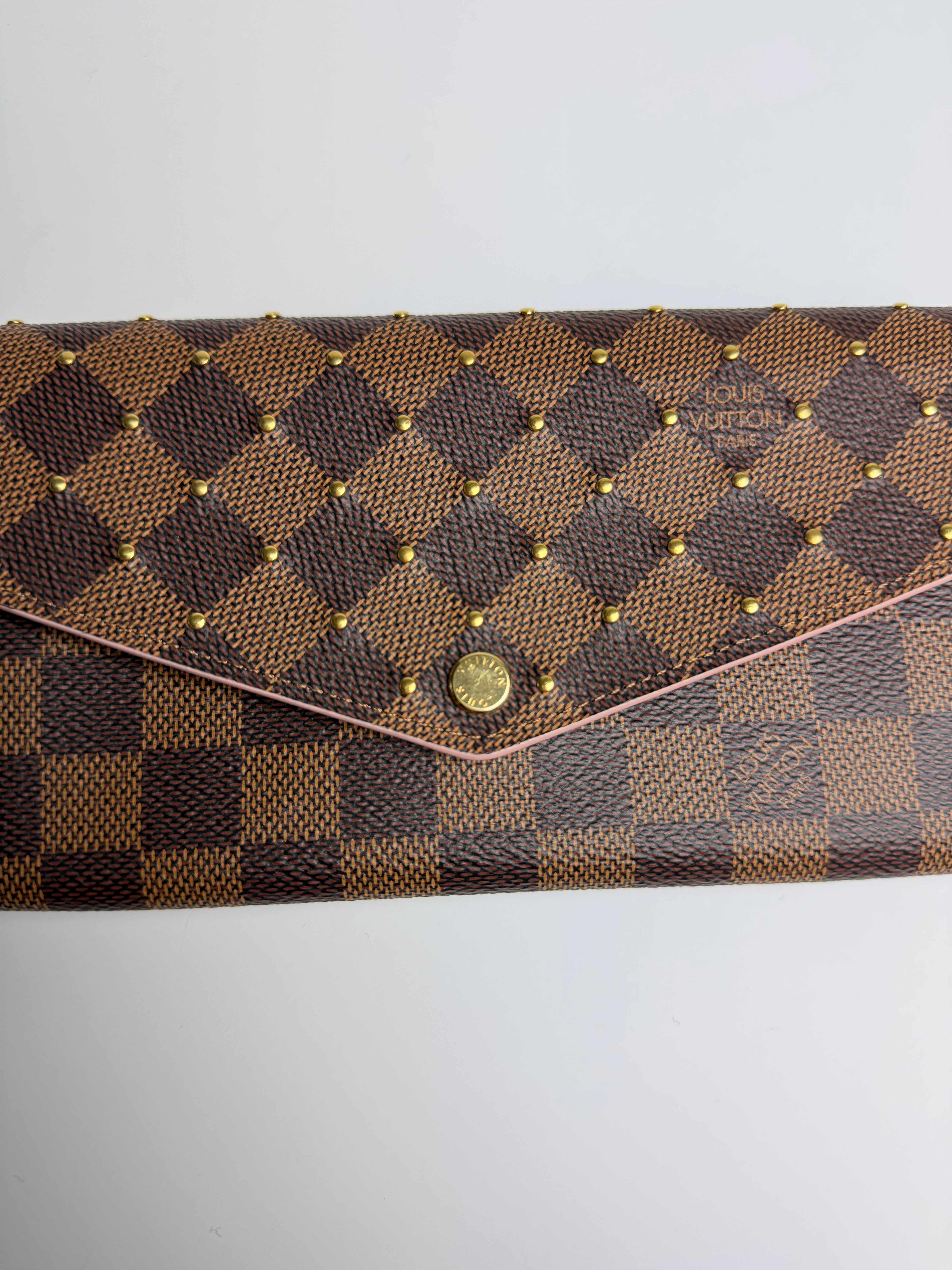 LOUIS VUITTON SARA WALLET DAMIER EBENE STUDS