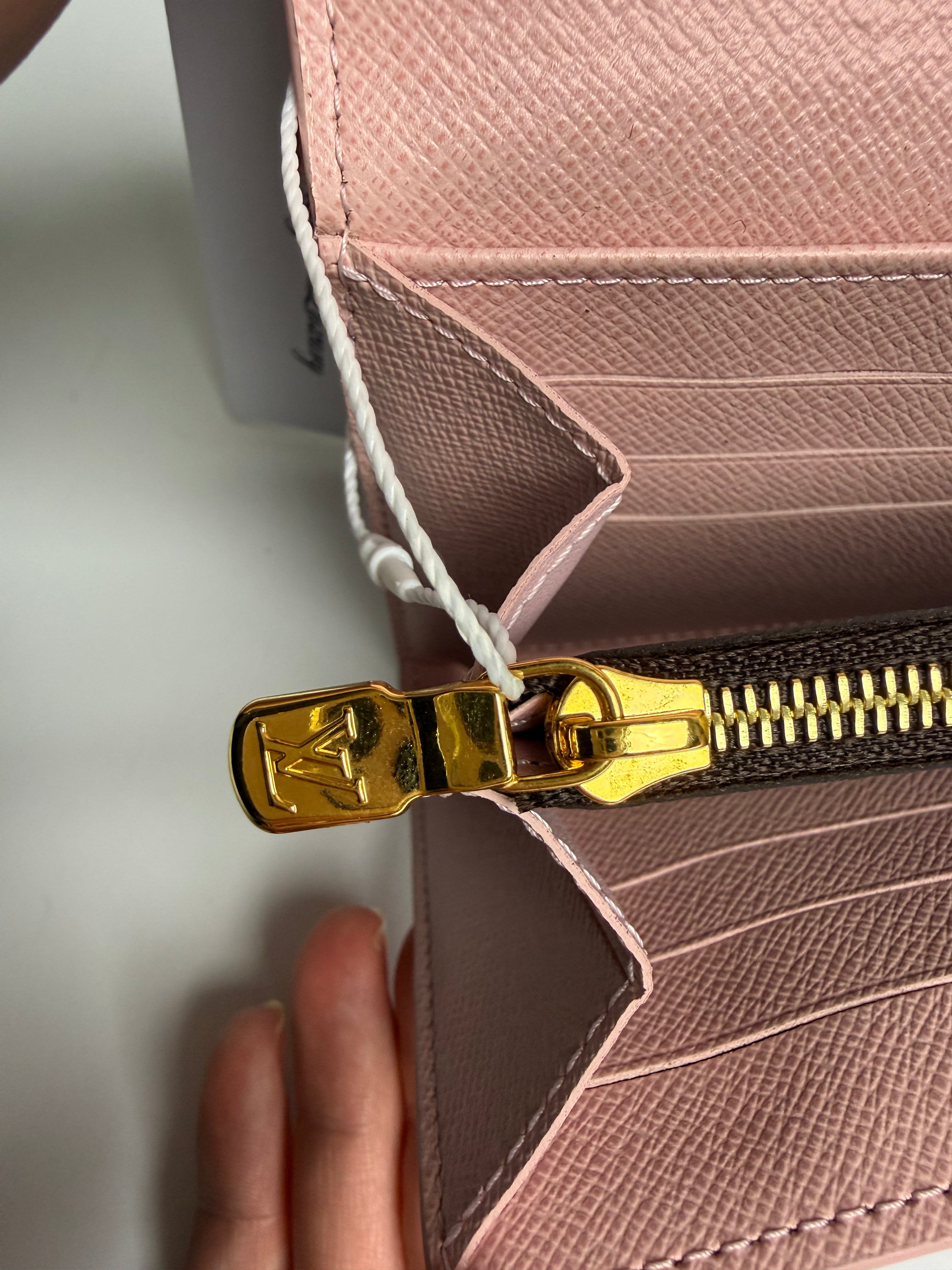 LOUIS VUITTON SARA WALLET DAMIER EBENE STUDS