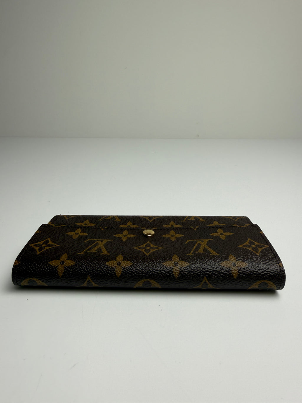 LOUIS VUITTON SARA WALLET MONOGRAM