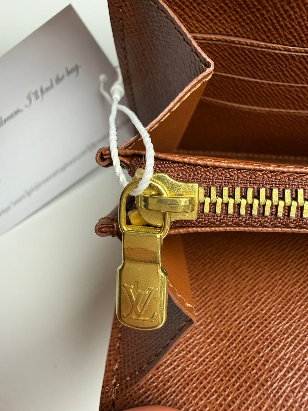 LOUIS VUITTON SARA WALLET MONOGRAM