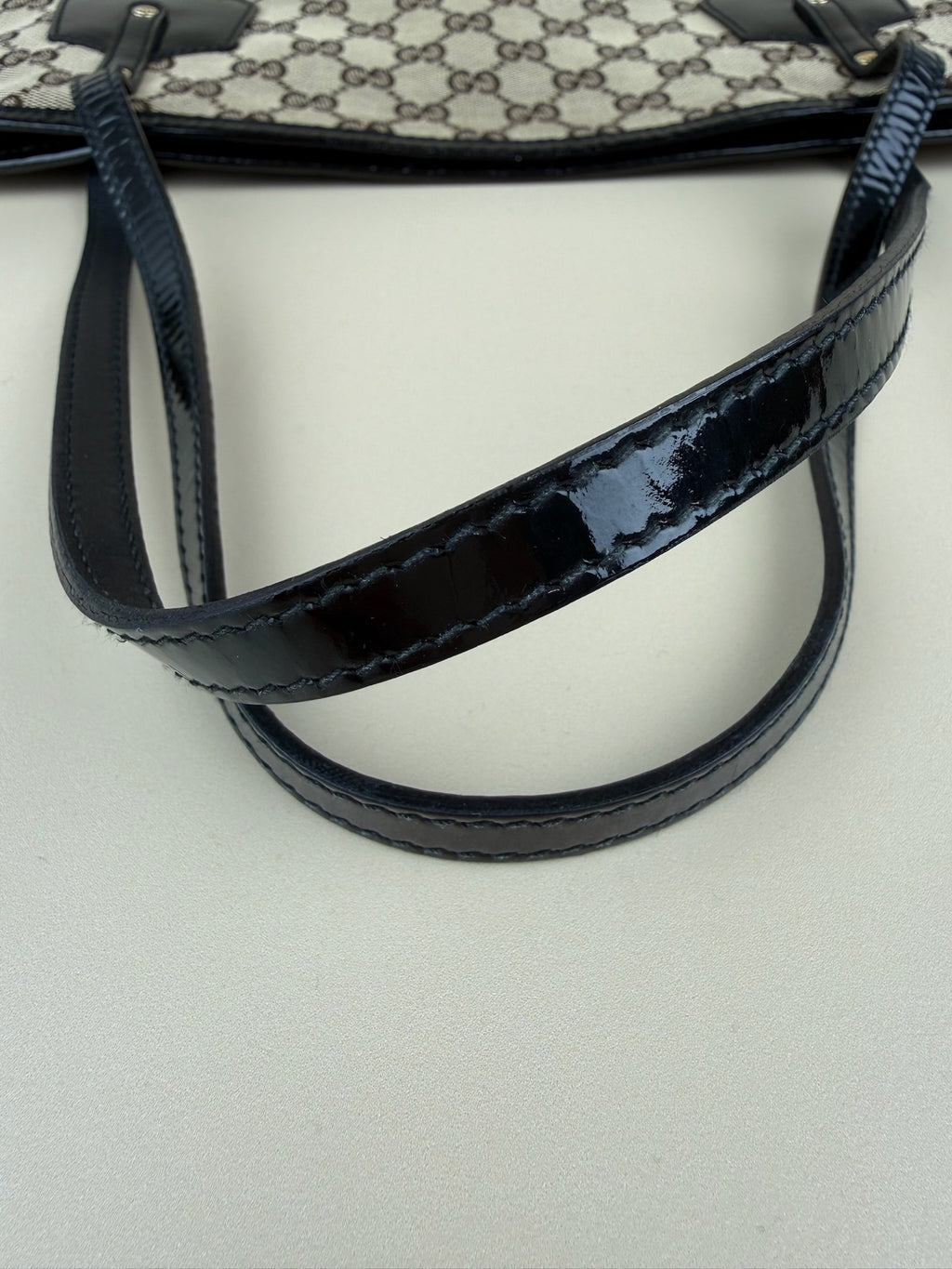 GUCCI SHOULDER/TOTE BAG PATENT LEATHER
