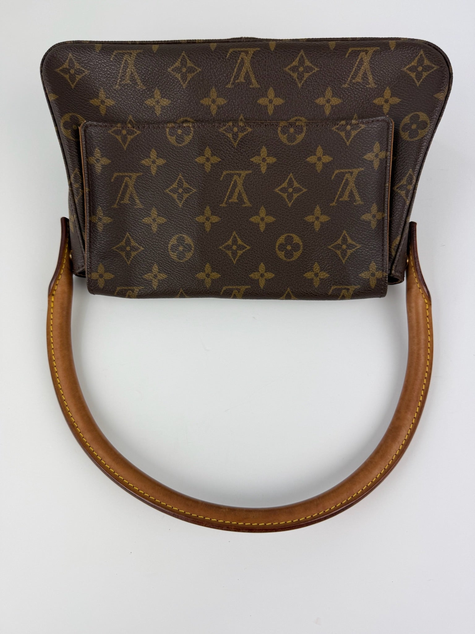 LOUIS VUITTON LOOPING MINI
