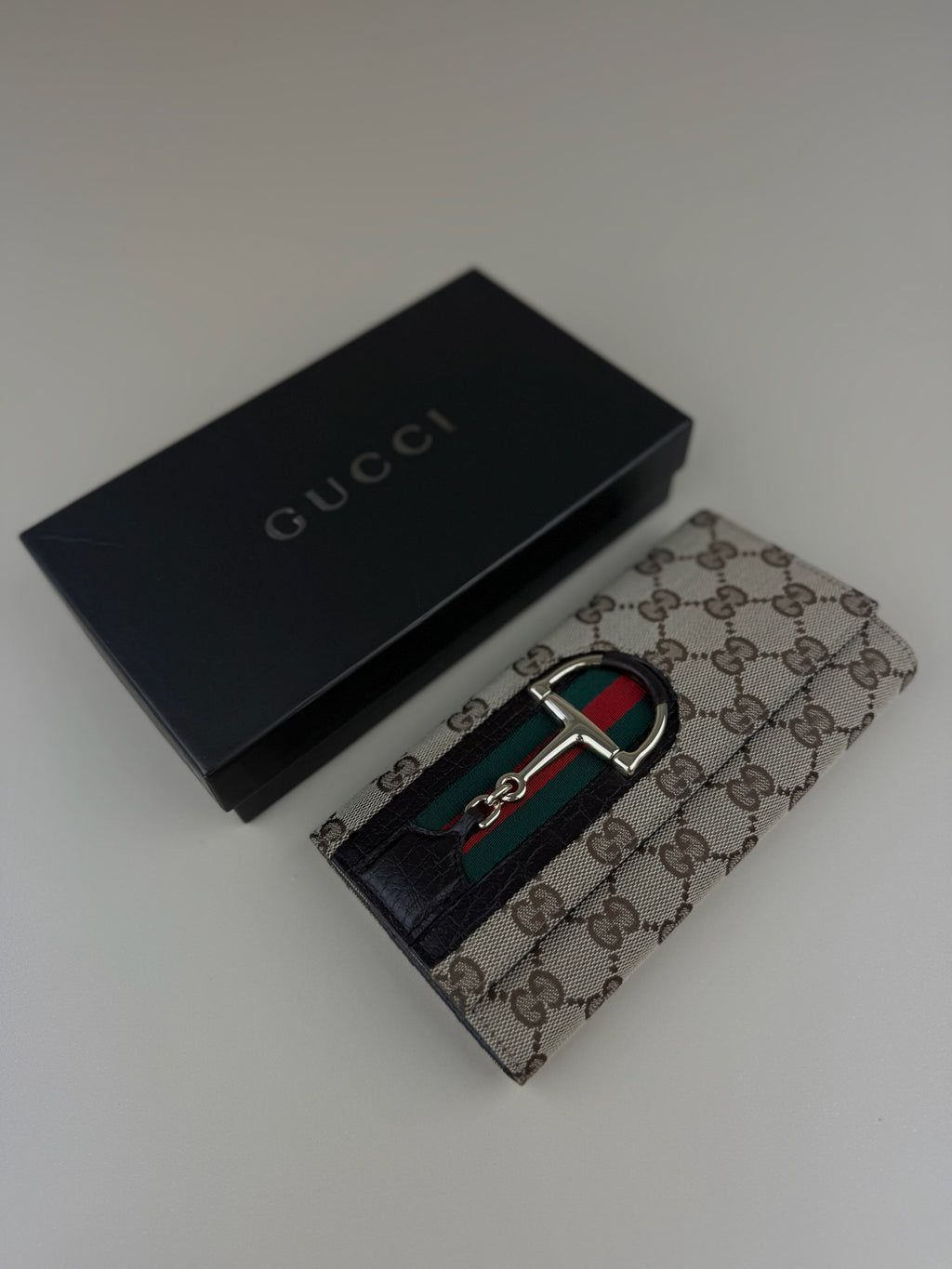 GUCCI HORSEBIT TRI-FOLD LONG WALLET