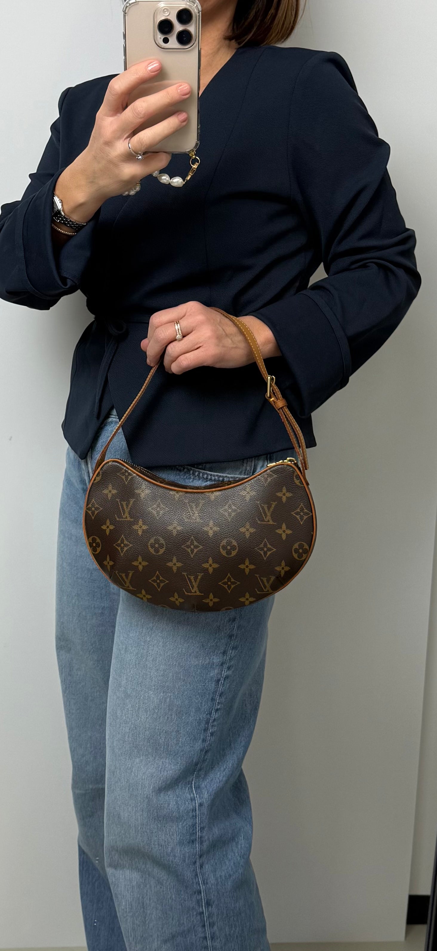 LOUIS VUITTON CROISSANT PM